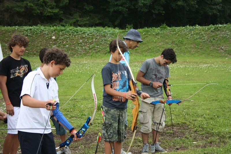 Village Camps International Summer Camp Leysin, Switzerland 2026-07-26 https://www.villagecamps.com/journals_admin/images/684-13-archery (45).jpg